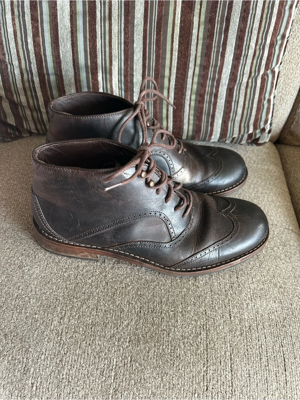 Wolverine Men’s 1000 Mile Wesley Wingtip Brown Leather Chukka Boots Size 9D